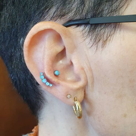 Outer Helix Piercing, Outer Conch Piercing, Snug Piercing, Cool Piercings, Conch Piercing, Helix Piercing, Pretty Jewellery, Conch, Blue Opal