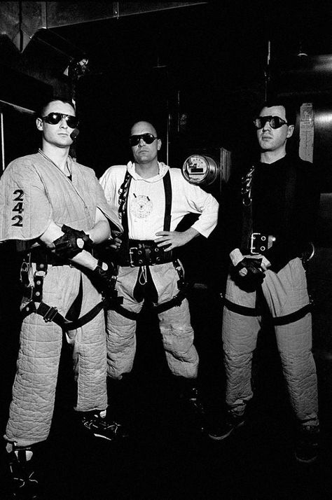 Front 242 Pretty Hate Machine, Front 242, No Wave, Goth Bands, Goth Subculture, Mosh Pit, Celebrity Culture, Music And Movement, Synth Pop