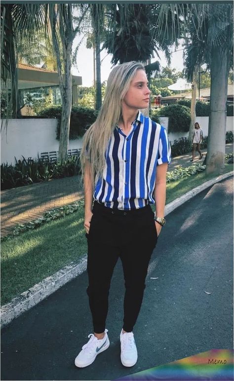 Stem Lesbian Style Summer, Lesbian Style Aesthetic, Lesbian Outfits Tomboys Summer, Lesbian Outfits Tomboys, Transboy Hair, Lesbian Fashion Tomboy, Masc Lesbian Fashion, Stem Lesbian Style, Summer Tomboy Outfits