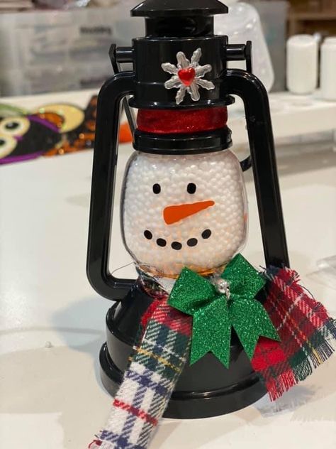 Lantern Snowman, Snowman Lantern, Lantern Christmas Decor, Painted Objects, Snowmen Crafts, Snowman Crafts Diy, Dollar Tree Christmas Decor, Snowman Craft, Christmas Crafty