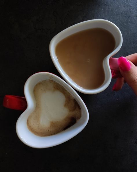 Two Heart shaped mugs with coffee on a black background Coffee With Heart, 2 Cups Of Coffee, Cup Shapes, Brown Mugs, Cups Of Coffee, Coffee Images, Coffee Heart, Beautiful Photos Of Nature, The Coffee