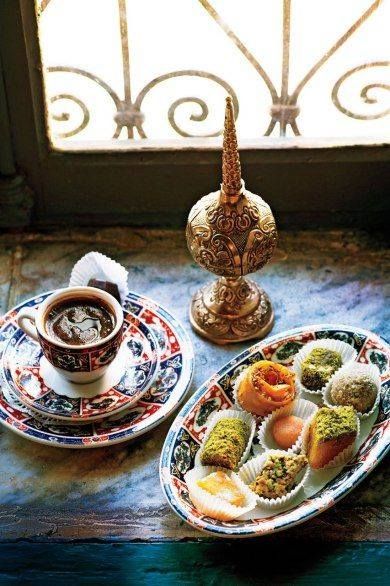 Traditional coffee from #Algeria Arabic Coffee, Turkish Delight, Turkish Coffee, Turkish Recipes, A Cup Of Coffee, Baklava, Coffee Love, Tunisia, A Restaurant