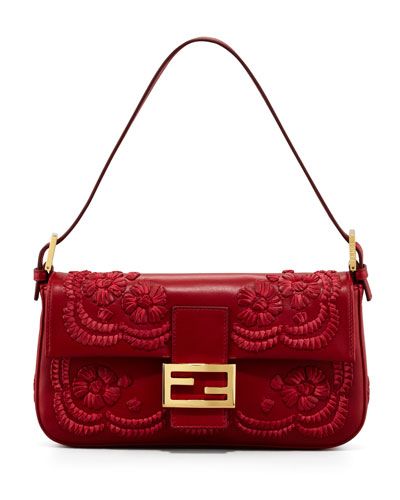 Red Baguette Bag, Mode Hippie, Fendi Handbag, Embroidered Leather, Fendi Baguette, Fancy Bags, Baguette Bag, Pretty Bags, Cute Bags