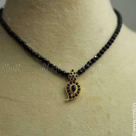 Black Crystals Mangalsutra, Black Crystal Bead Jewelry, Black Thread Jewellery Indian, Vaddanam Designs, Mango Necklace, Kids Gold Jewelry, 1 Gram Gold Jewellery, Kundan Jewellery Bridal, Locket Design