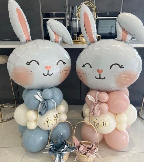 INSPIRATION💕 IDEAS💕 BALLOONS 💕 on Instagram: "Photo: @balloonabelle_ Keep calm and stay inspired 💕 #make_a_wish_ua" Easter Balloon Decor, Easter Theme Party, 4de Verjaardag, Balloon Bouquet Diy, Deco Ballon, Bunny Birthday Party, Bunny Party, Balloon Crafts, Diy Balloon Decorations