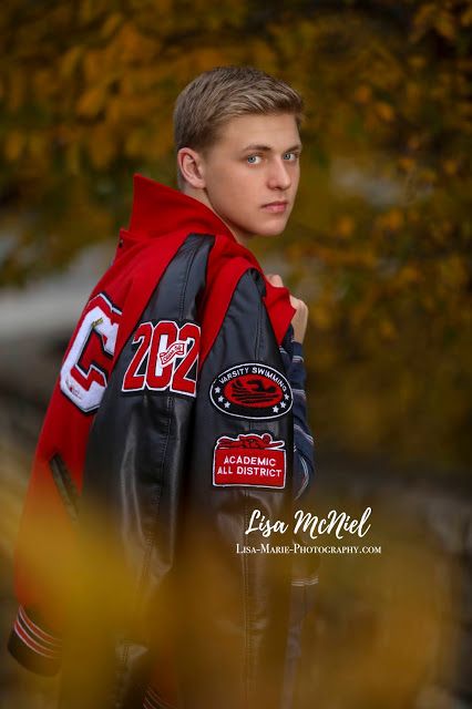 Letterman Jacket Pictures, Band Senior Pictures, Lane Johnson, Senior Jackets, Senior Photos Boys, Senior Boy Poses, Senior Photo Poses, Fall Senior Pictures, Senior Pictures Boys