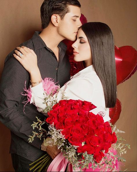 Couple Birthday Photoshoot Ideas, Anniversary Couple Photoshoot, Anniversary Photo Shoot, Studio Photoshoot Ideas, Valentine Photo Shoot, Valentine Picture, 21st Birthday Photoshoot, Anniversary Photoshoot, Creative Photoshoot Ideas