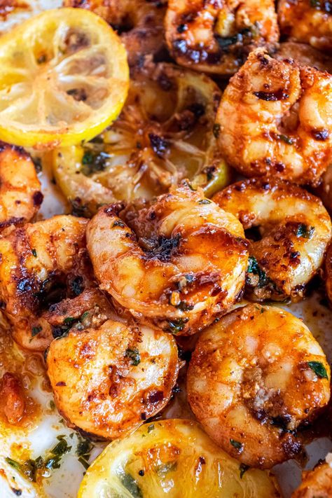 Best Lemon Garlic Shrimp Recipe - Top Recipes Formal Dinner Recipes Main Dishes, Oven Baked Shrimp Recipes, Langostino Recipes, Oven Shrimp Recipes, Shrimp With Lemon, Amazing Dinners, Lemon Garlic Butter Shrimp, Lemon Shrimp, Lemon Garlic Shrimp