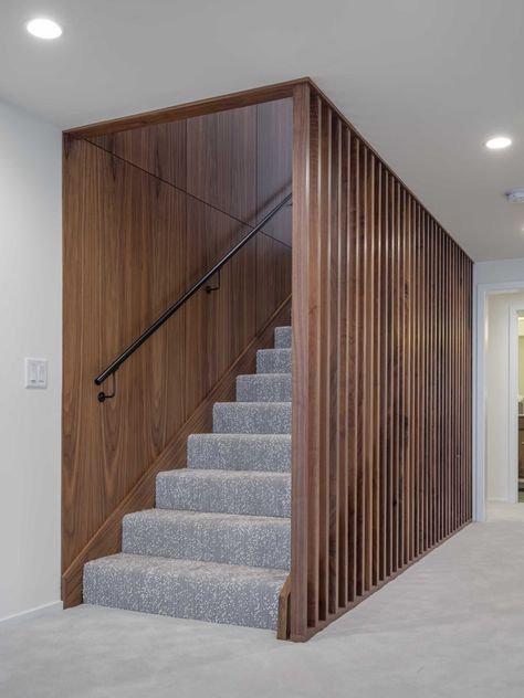 A Kansas Ranch Home Gets A Mid-Century Modern Inspired Renovation Mid Century Modern Basement, Mid Century Staircase, Mid Century Stairs, Mid Century Basement, Stairs With Wood, Grey Painted Brick, Painted Brick Fireplace, House Window Design, Contemporary Stairs