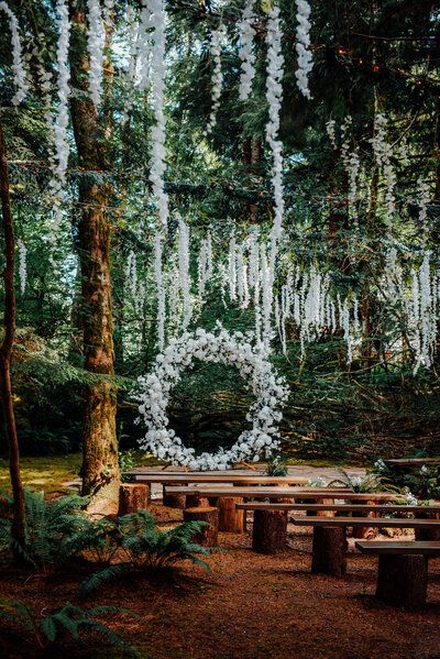 Fern Acres Wedding, Forks Washington Wedding, Island Theme Wedding, National Park Wedding Venues, Pacific Northwest Forest, Washington State Wedding, Vintage Wedding Venues, Country Style Wedding Dresses, Bride Era