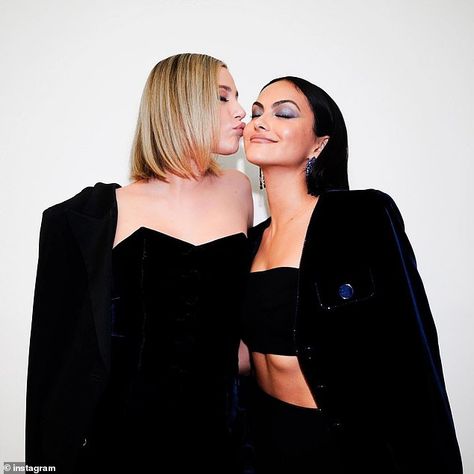 Lili Reinhart affectionately plants a kiss on Camila Mendes' cheek while posing for photos | Daily Mail Online Camila Mendes Style, Stephanie Beatriz, Camilla Mendes, Cami Mendes, Camila Mendes, Veronica Lodge, Riverdale Cast, Betty Cooper, Armani Beauty