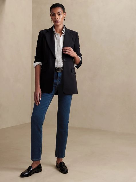 Discover great products at the best prices at Dealmoon. Banana Republic High-Rise Slim Jean. Price:$38.40 at Banana Republic Factory Slim Jeans Outfit, Straight Jeans Outfit, Jeans Outfit For Work, Slouch Jeans, Destructed Jeans, Professional Outfits Women, Stretch Denim Fabric, Summer Work Outfits, Dark Jeans