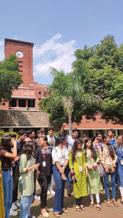 Stock Exchange Project Class 12, Campus Fashion, Delhi University, Academic Aesthetic, North Campus, Indian Fashion Trends, Campus Style, Motivation Video, Stylish Photo