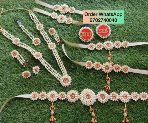 Order WhatsApp only-9702740040. * & artificial jewellery avilable.*Home Delivery avilable.*customisation avilable #flowerjewelry #babyshowerideas #babyshowerdecorations #dohalejevanjewellery #babyshowerindian #babyshowergames #artificialjewelry #indianjewellery #indianwedding #smallbusinessideas #smallbusinesssupport #etsy #etsyshop #etsyjewelry #dohalejevan #babyshowerjewelleryindian #godbharaijewellery#babyshowerjewelryindian#baby Baby Shower Jewellery Indian, Baby Shower Jewellery, Baby Shower Jewelry, Baby Shower Balloon Decorations, Flower Jewelry Designs, Dresses By Pattern, Real Flower Jewelry, Artificial Jewellery, Birthday Themes