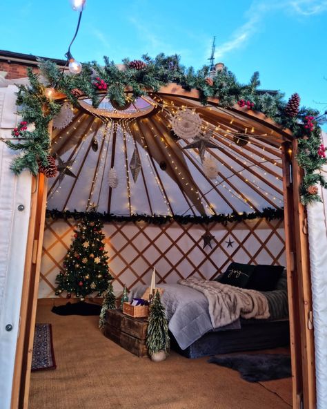 Would you stay in this gorgeous yurt over Christmas? We set up this bespoke package for a Christmas stay cation. Complete with Christmas tree, cosy fur covered bed, starry ceiling and garlands galore! For more glamping inspiration check out North Sky Yurts for bell tent villages and yurts across Yorkshire & Lincolnshire. Glamping Christmas, Glamping Yurt, Christmas Tent, Yurt Ideas, Covered Bed, Glamping Inspiration, Starry Ceiling, Moroccan Ceiling, Moroccan Ceiling Light