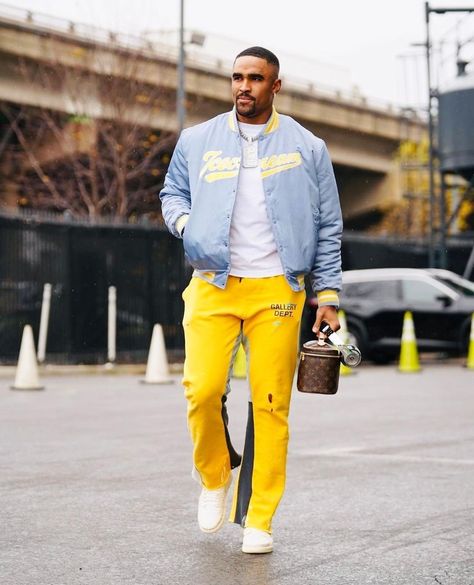 Outfit Idea Men, League Fits, Hard Photos, Nba Outfit, Odell Beckham, Jalen Hurts, Dope Fits, Odell Beckham Jr, Sports Boys