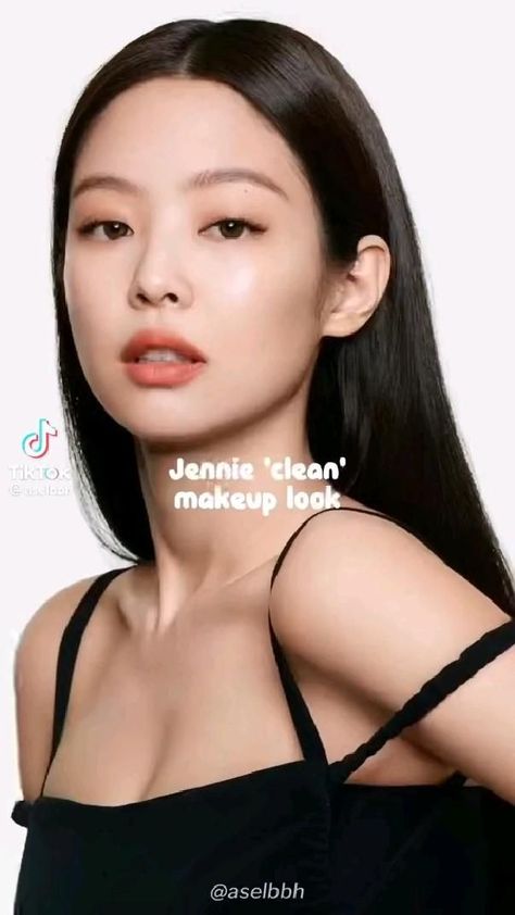 black pink Jennie Clean Makeup, Jennie Makeup Look, Jennie Makeup, Fresh Makeup Tutorial, Clean Makeup Look, Asian Makeup Tutorials, Korean Makeup Look, Makeup Blending, Soft Makeup Looks