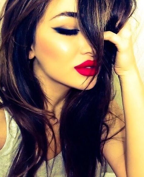 Love this lip color 2014 Makeup, Red Lipstick, Long Hair, Makeup Looks, A Woman, Makeup, Red, Hair, Make Up