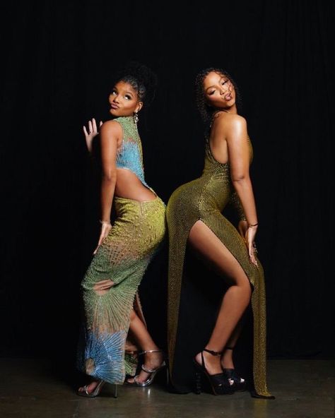 the culture | magazine on Twitter: "https://t.co/QKXGS2TSOu" / Twitter Chloe And Halle Aesthetic, Chloe X Halle Aesthetic, Chole And Halle, Black Women Celebrities, Chloe Halle, Chloe And Halle, Chloe Bailey, Chloe X Halle, Halle Bailey