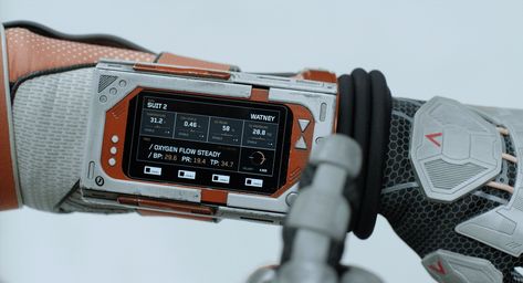 Sci Fi Wrist Device, Sci Fi Computer, Tech Bracelet, Wrist Computer, Make A Phone Case, Wearable Computer, Industrial Design Portfolio, Space Suits, Tech Inspiration