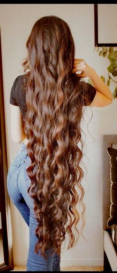 Natural Long Wavy Hair Aesthetic, Super Long Hair Curly, Long Curly Hair Aesthetic Faceless, Long Curly Healthy Hair Aesthetic, Extremely Long Curly Hair, Extremely Long Hair, Really Long Hair, Cool Hairstyles For Men, Hair Help