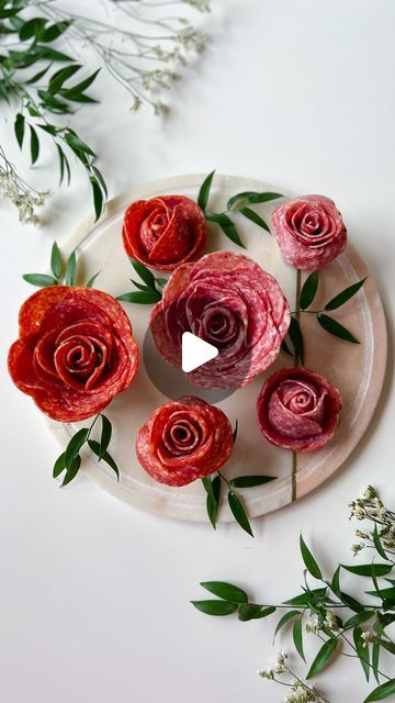 147K views · 7.2K likes | Christina Ardema on Instagram: "Salami Rose Garden 🌹🪴   Let us know which is your favorite!!   🌹 Ramekin  🌹 Champagne Flute 🌹 Shot Glass   K love creating all of the but to be honest I’m always afraid of breaking the champagne glass when I’m doing this!!   _________________ Visit: thechattymouse.com To order your grazing board  _________________ #salamirose #salamiroses #salamigarden #funfood #prettyfood #plateitpretty #prettyfoodtastesbetter #prettyfoods #floralfood #flowerchild #flowerchildren #flowersofinstagram" Wine Glass Charcuterie Board, Salami Flowers, Salami Rose, Garnish Ideas, Grazing Board, How To Make Rose, Color Party, Adult Birthday Party, To Be Honest