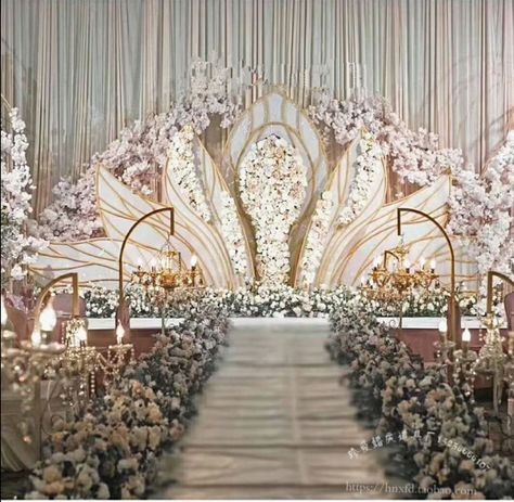 Archway Wedding, Wishing Tree Wedding, Holiday Diy Decorations, Lotus Wedding, Leaves Decoration, Party Diy Decorations, Wedding Stage Backdrop, Wedding Hall Decorations, Majlis Perkahwinan