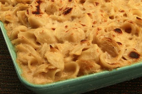 Dear SOS: I recently had a girls' night out at the Chateau Marmont (the lower bar area). We decided to splurge and order the mac 'n' cheese. This was the best mac 'n' cheese I have ever tasted. Could you please help me replicate this recipe? It's been a month ... Best Mac And Cheese, Chateau Marmont, Restaurant Dishes, La Food, Thanksgiving Side, The Chateau, Favorite Comfort Food, Cheese Serving, Mac N Cheese