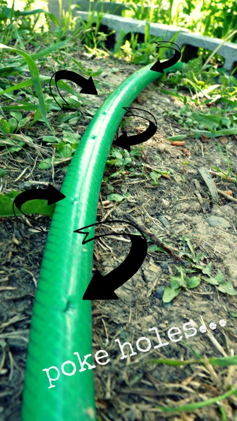 Diy Soaker Hose, Soaker Hose Irrigation, Sprinkler System Diy, Irrigation System Diy, Irrigation Diy, Drip Hose, Xeriscape Front Yard, Drip Irrigation Diy, Sprinkler Hose