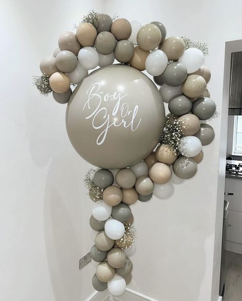 Boy or Girl 🤍 All neutrals gender reveal ✨💫🍼 • #genderreveal #genderrevealballoons #itsaboy #itsagirl #babyboy #babygirl #babyshower #genderrevealparty #genderrevealballoons #genderrevealideas #boyorgirl #boyorgirlparty #london #londonballoons #questionmarkballoon #balloondelivery Gender Reveal Question Mark Balloon, Neutral Gender Reveal, Balloons Flowers, Gender Reveal Announcement, Event Business, Boy Gender Reveal, Baby Shower Candy, Gender Reveal Balloons, Balloon Delivery