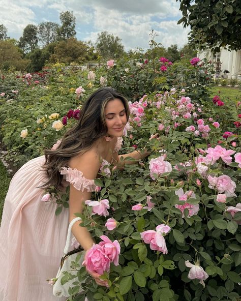 Heaven is a rose garden 🌸🎀💕 Spring inspo, spring things to do, spring aesthetic, Pinterest inspo, Huntington rose garden Rose Garden Pictures, Huntington Rose, Garden Poses, Happy 23rd Birthday, Spring Things, Romanticising Life, Spring Inspo, Garden Spring, 23rd Birthday