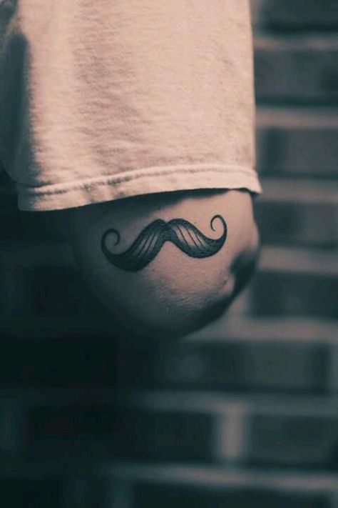 Mustache tattoo! This would be cute to end a half sleeve. Moustache Tattoo, Finger Meaning, Mustache Tattoo, Tattoo On Finger, Barber Tattoo, Tattoo Old School, Muster Tattoos, Elbow Tattoos, Inspiration Tattoos