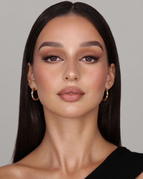 Simple Glam Makeup Brown Eyes, Wedding Guest Makeup Brown Eyes Natural, Make Up Brown Eyes Brunette, Espresso Makeup Look, Makeup For Hazel Eyes And Brown Hair, Cool Tone Makeup Looks, Eye Makeup For Brown Eyes, Make Up Sposa, Wedding Guest Makeup