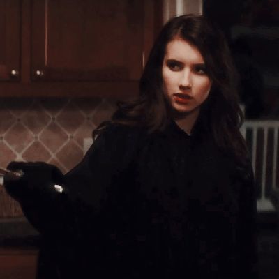 Jill Roberts Scream 4 Outfit, Jill Roberts Ghostface, Jill From Scream, Scream Gif Pfp, Scream 3 Ghostface, Lakewood Slasher, Jill Roberts Scream 4 Icon, Jill Roberts, Tiktok Pfp