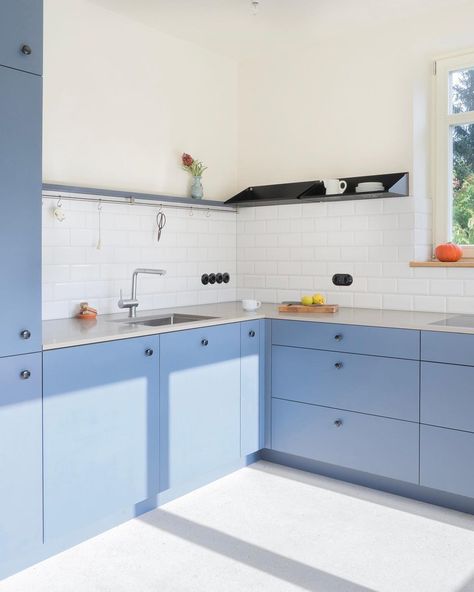 The AM kitchen, a throwback to one of our classic projects. A playful blue kitchen displaying the calming and comforting effects of pastel… | Instagram Pastel Blue Kitchen, Kitchen Display, Blue Kitchen, Blue Tone, Blue Kitchens, Pastel Colours, Blue Tones, Steel Blue, Pastel Blue