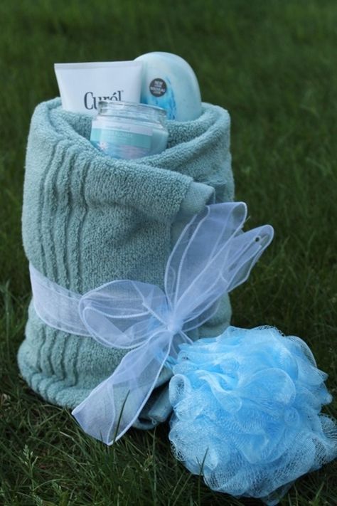 DIY Gift Idea ~ Towel, Body Soap, Lotion, Candle, - DIY Gift Idea ~ Towel, Body Soap, Lotion, Candle, Bath sponge, Ribbon  Repinly Holidays & Events Popular Pins Lotion Candle, Candle Bath, Bath Sponge, Crafty Gifts, Body Soap, Basket Ideas, Easy Gifts, Gift Basket, Homemade Gifts