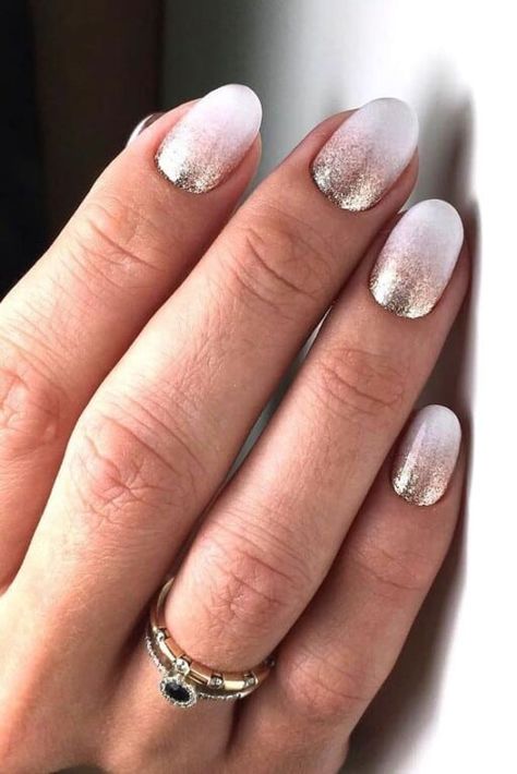 Make Up Gold, New Years Nail Designs, Bridal Nail Art, Nails Yellow, Ombre Nails Glitter, Simple Acrylic Nails, Ombre Nail Designs, Super Nails, Ideas Nails