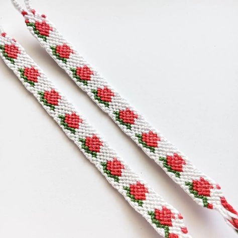 Normal pattern #164723 | BraceletBook Rose Bracelet Pattern, Rose Friendship Bracelet Pattern, Garden Valentine, Camp Bracelets, Friendship Bracelet Tutorial, Crochet Bracelet Pattern, Yarn Bracelets, Bookmark Ideas, Crochet Beaded Bracelets