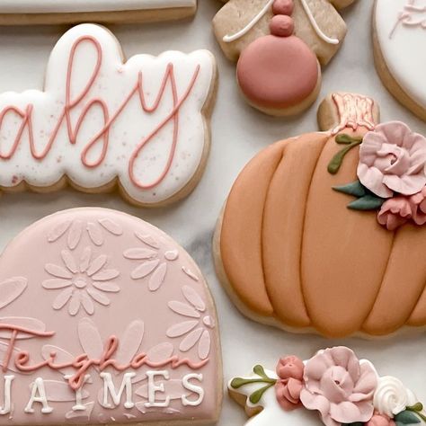 Jess Linstra on Instagram: "Only one week left to post fall cookies, and then we’re onto Christmas!! Who’s ready?! #cookies #njcookies #babyshowercookies #cookiesofinstagram #decoratedsugarcookies #pumpkinbabyshowercookies" Fall Baby Shower Cookies Girl, Bday Food, Shower Cookies, Fall Cookies, Baby Prep, Baby Shower Pumpkin, Baby Shower Cookies, Pumpkin Cookies