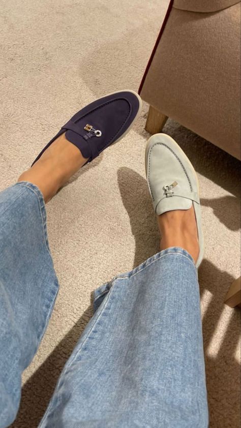 Loro Piana Loafers Women, Loro Piana Loafers Outfit, Loro Piana Shoes Outfit, Loro Piana Outfit, Loro Piana Loafers, Loro Piana Shoes, Minimalistic Fashion, Dream Wishlist, 2023 Aesthetic