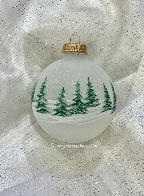 Ornament Glass Ball, Glass Ornaments Diy, Diy Christmas Ball, Hand Painted Bauble, Handpainted Christmas Ornaments, Felting Art, Design Fails, Painted Christmas Ornaments, Christmas Themes Decorations