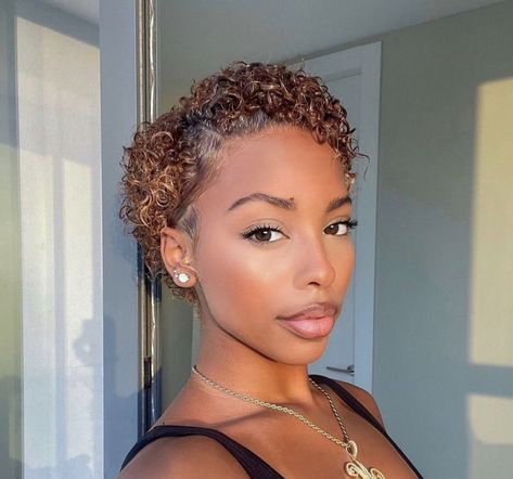 Short Curly Perm Hair Black Women, Really Short Curly Hair Black Women, Twa Side Part, Short Hairstyle Women Black Woman Curly, Short Curly Hair Styles Black Women, Curly Big Chop, Big Chop 4c Hair, Short Curly Haircuts Natural Black Women, Short 4c Hairstyles Big Chop