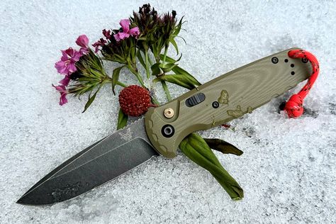 Benchmade’s Best Knife of 2023: CLA MagnaCut Automatic Review | GearJunkie Benchmade Knives, Knife Stand, Butterfly Knife, Automatic Knives, Edc Knife, Whittling, Ceramic Plates, This Year, Pins