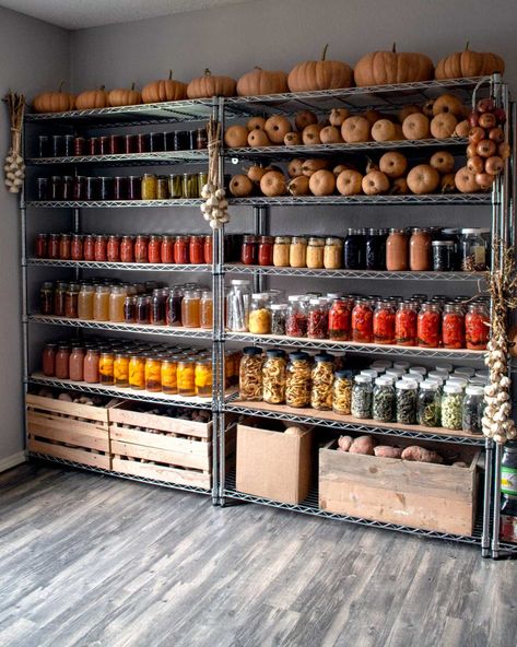 Food Storage Rooms, Root Cellar, Desain Pantry, Food Preservation, Pantry Design, Hus Inspiration, घर की सजावट, Storage Room, Pantry Organization