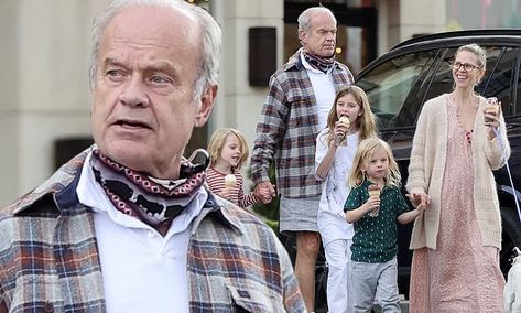 Kelsey Grammer takes his wife Kayte Walsh for ice cream in Calabasas #DailyMail Daphne Moon, Niles Crane, Jane Leeves, John Mahoney, Frasier Crane, Kelsey Grammer, David Lee, Family Dog, Family Dogs