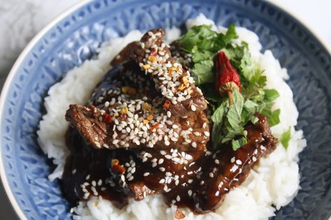 Miso Beef, Sticky Beef, Beef Stir Fry Recipe, Beef Stir Fry Recipes, Stir Fry Recipe, Beef Stir Fry, Girl Dinner, Lazy Girl, Stir Fry Recipes