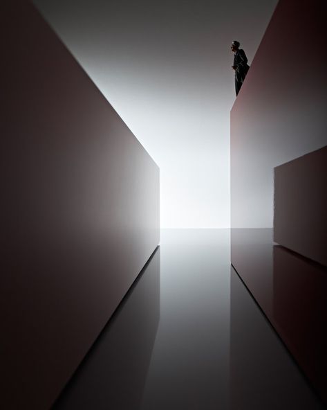 Image 15 of 15 from gallery of Photography: 'Fiction' Series / Antoine Mercusot. © Antoine Mercusot Layered Architecture, Minimal Photography, Minimalist Architecture, Futuristic Architecture, Abstract Photography, Residential Architecture, Contemporary Architecture, Light And Shadow, Architecture Photography