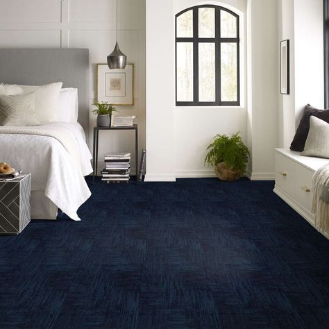 Our Shaw Floors Caress Carpets Insightful Journey Ocean Villa is carpet flooring made to make your life easier. Click to learn more Blue Carpet Bedroom Ideas, Dark Blue Carpet, Navy Carpet, Blue Carpet Bedroom, Ocean Villa, Shaw Carpet, Shaw Floors, Carpet Samples, Carpet Styles