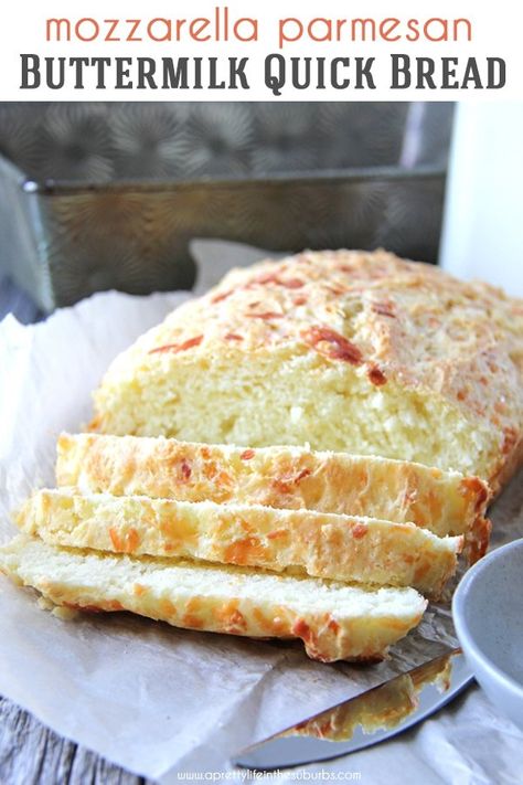 This Mozzarella and Parmesan Buttermilk Quick Bread is a perfect side dish to your dinner!  Serve it warm out of the oven in about one hour.  No kneading, to rising, no fuss required. Buttermilk Quick Bread, Blueberry Buttermilk Breakfast Cake, Sourdough Breads, Buttermilk Bread, Flat Breads, Buttermilk Recipes, Quick Bread Recipes, Bread Recipes Sweet, Easy Bread