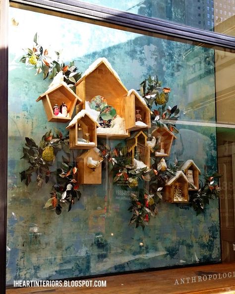 i heart interiors: Anthropologie Window Display :: The Birds Anthropologie Window Display, Anthropologie Display, Winter Window Display, Garden Center Displays, Holiday Window Display, Window Display Retail, Anthropologie Holiday, Decoration Vitrine, Store Window Display